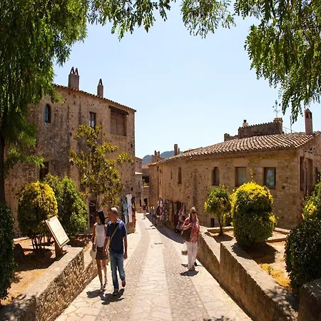 Petit - Cadaques Pals