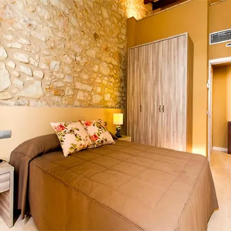 Petit - Cadaques *